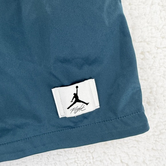 Jordan Flight Skort Womens XS Teal Mint Green Loose Fit Athletic Running Shorts - Picture 3 of 10